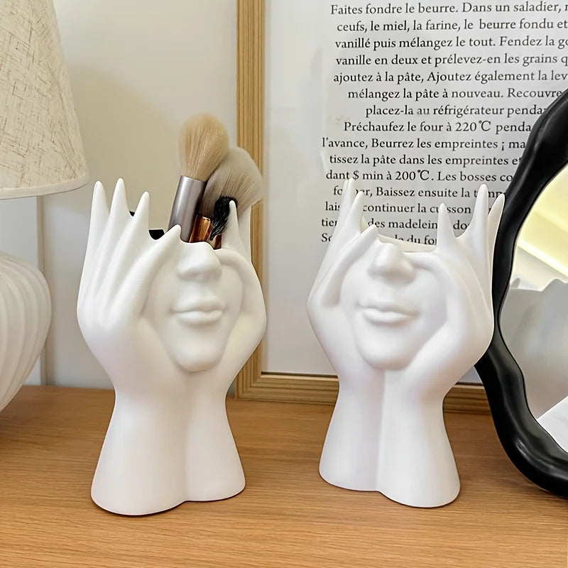 Makeup Organizer Is Lightweight, Portable, and Perfect for Desktop and Bathroom Use, Storing Brushes and Cosmetics