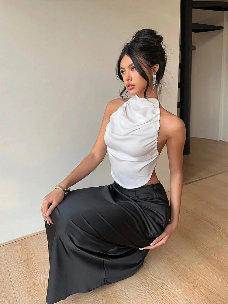 2025 New Summer Hot Girls Halter Neck Irregular Sexy Bellyband Top Street Shot Fashion Backless Outside Wearing Small Vest Tees