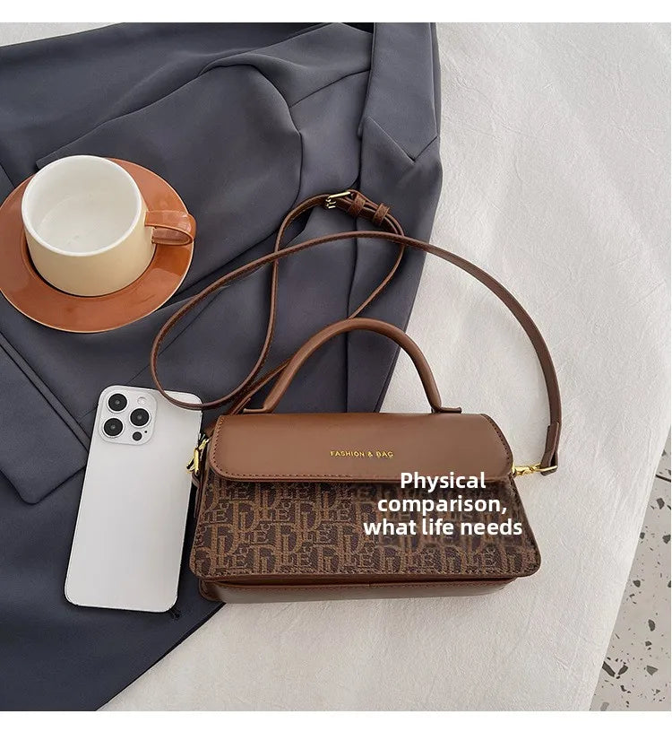 2025 fashionable new women's bag with stylish letter print design, versatile shoulder bag, casual and simple crossbody bag