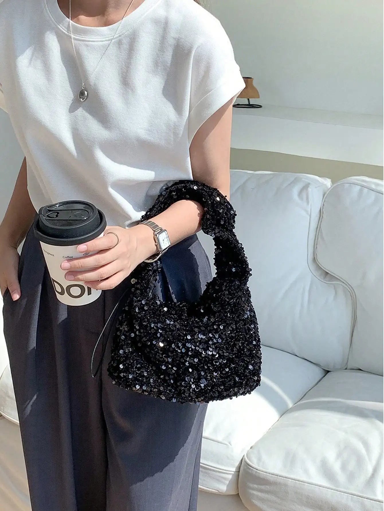 Fashionable blingbling handbag 2024 new fashion handbag black sequined handbag for women silver sequined shoulder armpit bag