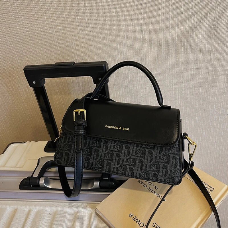 2025 fashionable new women's bag with stylish letter print design, versatile shoulder bag, casual and simple crossbody bag
