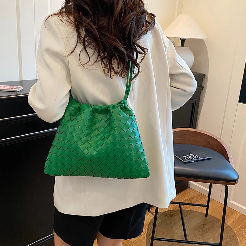 Luxury Designer Paris Fashion Elegant Handbag In Solid Color With Trendy Design For Business Commuter Women
