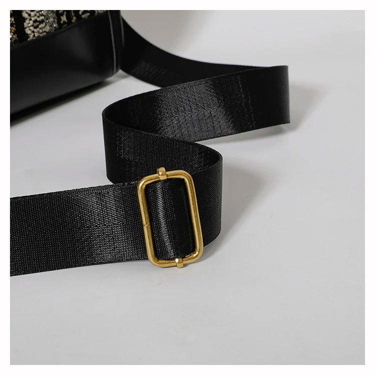 Designer style bag 2025 new model fashionable and luxurious women's handbag, suitable for daily use and versatile cross-body bag