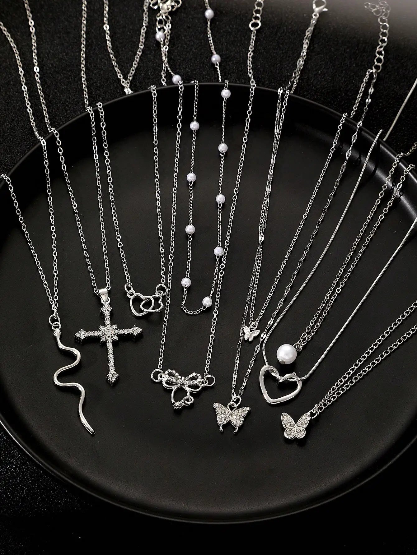 9 Fashionable, Simple, Exquisite, Elegant and Cute Necklaces, Including Butterfly, Heart-Shaped, Cross, Bow, Snake, Rhinestones, Shiny Artificial Pearls, Perfect for Holiday, Holiday, Party, Date and Daily Wear, Gift or Acces