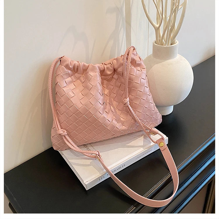 Luxury Designer Paris Fashion Elegant Handbag In Solid Color With Trendy Design For Business Commuter Women
