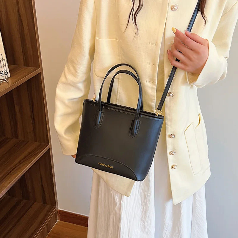 2025 Luxury Fashion Handbag for Women Elegant Retro Bucket Bag Minimalist Crossbody Shoulder Bag Unique Stylish Tote