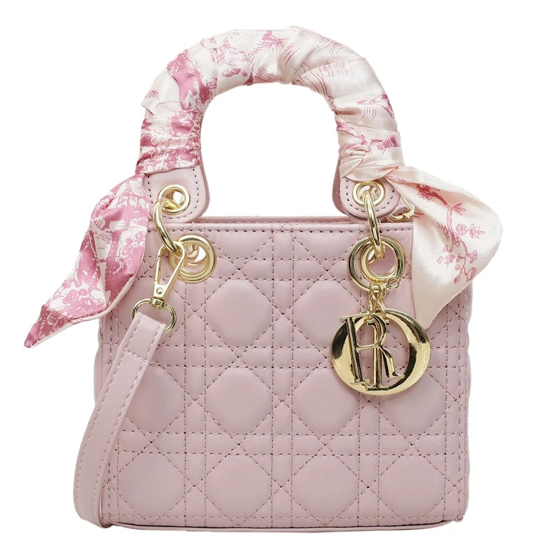 Women's Fashion Bag, Light Luxury Brand with Versatile Portable Shoulder Bag and Elegant Niche Design