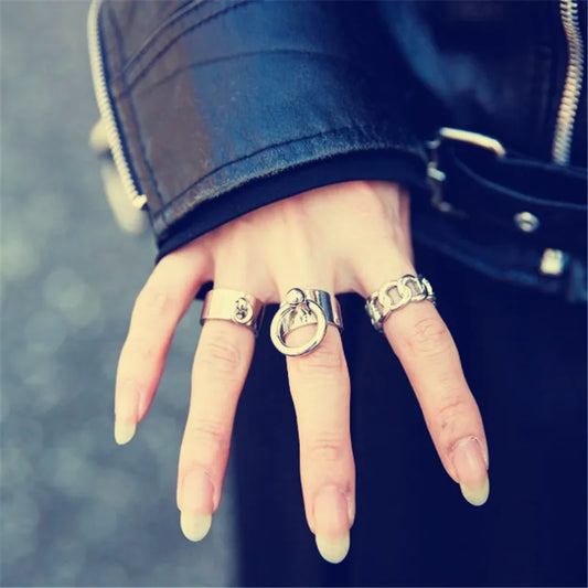 Fashion circle ring  Minimalism wind Rings of metal fan ring delicate woman man ring 2021