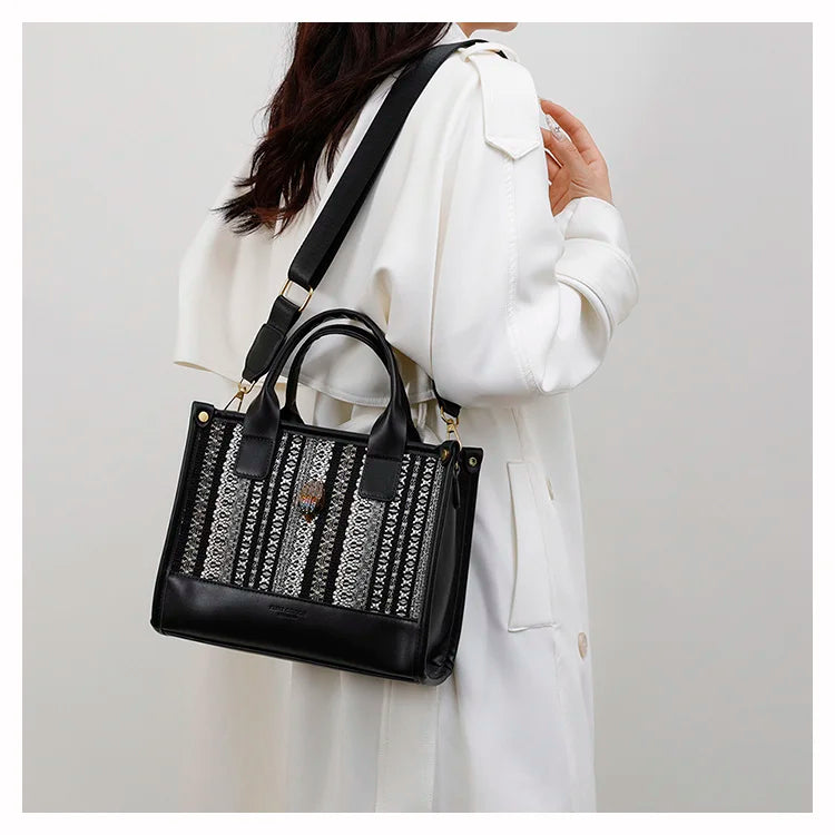 Designer style bag 2025 new model fashionable and luxurious women's handbag, suitable for daily use and versatile cross-body bag