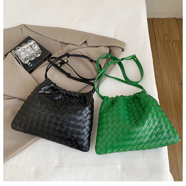 Luxury Designer Paris Fashion Elegant Handbag In Solid Color With Trendy Design For Business Commuter Women