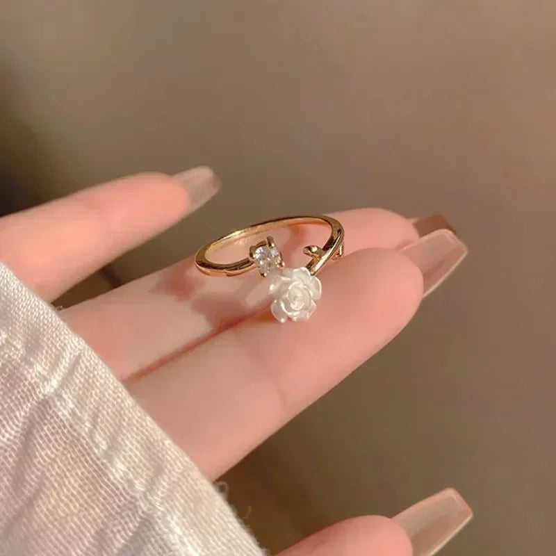 Trend Luxury Rings for Women Gold Plated Stainless Steel Rose Ring Fashion Aesthetic Jewelry Temperament Anillos Mujer