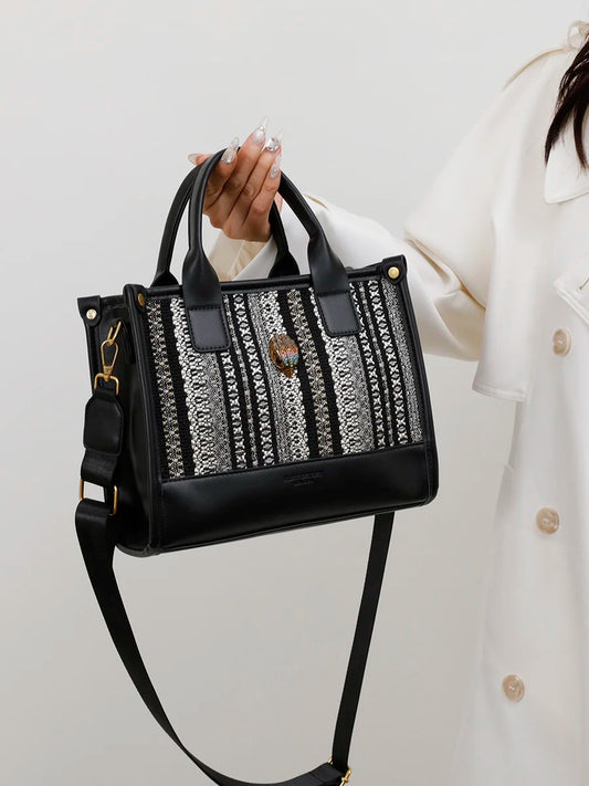 Designer style bag 2025 new model fashionable and luxurious women's handbag, suitable for daily use and versatile cross-body bag