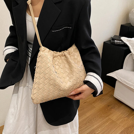 Luxury Designer Paris Fashion Elegant Handbag In Solid Color With Trendy Design For Business Commuter Women